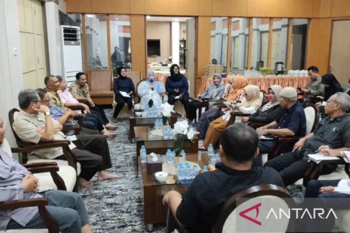 Simulasi gambaran klinik jantung pratama yang akan didirikan Yayasan Jantung Indonesia (YJI) Cabang Kalimantan Timur untuk memperluas akses layanan kesehatan jantung.