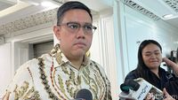 Komisi I DPR mendesak pemerintah mengoptimalkan jalur diplomasi untuk membebaskan dua WNI yang diduga disandera di Myanmar, menyoroti urgensi perlindungan WNI di tengah ketidakstabilan regional.