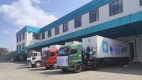 Kapal kargo membawa kontainer udang vaname siap ekspor dari Indonesia menuju Amerika Serikat, menandai babak baru perdagangan produk perikanan nasional.