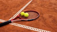 Antusiasme peserta dan penonton pada turnamen tenis serupa, mencerminkan semangat yang diharapkan di Celuk Open 2026.