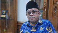 Gedung kosong atau lahan yang belum dimanfaatkan, menggambarkan tantangan infrastruktur yang dihadapi 600 Koperasi Merah Putih di Provinsi Banten.