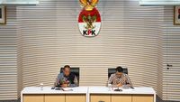 Gedung Merah Putih Komisi Pemberantasan Korupsi (KPK) di Jakarta, pusat perjuangan melawan korupsi di Indonesia. KPK terus gencar melakukan operasi tangkap tangan terhadap oknum-oknum yang terlibat.