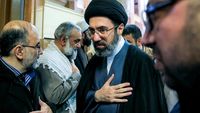 Mojtaba Khamenei, putra Pemimpin Tertinggi Iran (mendiang) Ayatollah Ali Khamenei, saat menyampaikan apresiasi atas partisipasi publik dalam prosesi pemakaman ayahnya.