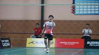 Koordinator Pelatih Tunggal Putra PB Djarum, Leonard Holvy de Pauw, menekankan pentingnya pembinaan adaptif untuk mencetak juara bulutangkis dunia di tengah ketatnya persaingan global.