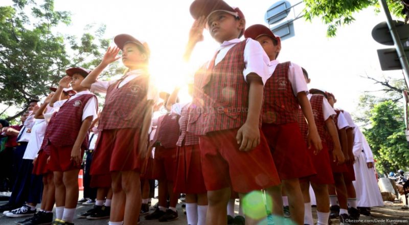 Menteri Pendayagunaan Aparatur Negara dan Reformasi Birokrasi (PANRB) Abdullah Azwar Anas mengimbau Pejabat Pembina Kepegawaian (PPK) memberikan fleksibilitas bagi ASN untuk mendampingi anak di hari pertama sekolah.