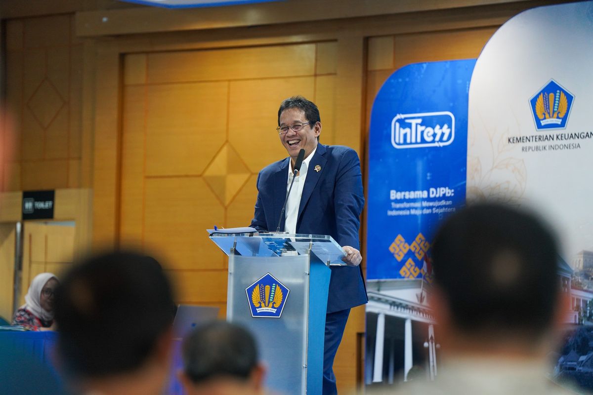 Direktur Jenderal Perbendaharaan, Purbaya Yudhi Sadewa, saat memberikan pernyataan terkait peran krusial DJPb dalam menjaga stabilitas fiskal nasional.