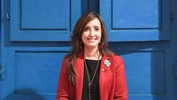 Wakil Presiden Argentina Victoria Villarruel, sosok konservatif yang dikenal vokal mengenai klaim Argentina atas Kepulauan Malvinas (Falklands), saat menyampaikan pidato.
