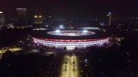 Petugas kepolisian melakukan penyelidikan di lokasi kejadian setelah video dugaan aksi debt collector menggesek nomor rangka kendaraan di GBK viral.
