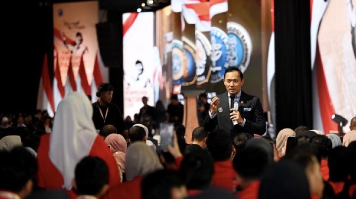 Menteri Koordinator Bidang Kemaritiman dan Investasi Agus Harimurti Yudhoyono (AHY) saat menyampaikan pandangan mengenai pentingnya kebijakan berbasis riset.