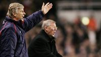 Sir Alex Ferguson dan Arsene Wenger, dua manajer legendaris yang telah menelurkan banyak pelatih sukses dari mantan pemain mereka.