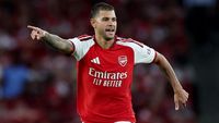 Gelandang anyar Bruno Guimaraes berpotensi tampil sejak awal dalam laga Community Shield, setelah manajer Arsenal Mikel Arteta mempertimbangkan debut kompetitifnya melawan Manchester City.
