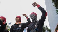 Serikat pekerja menyerukan pemerintah untuk segera mengesahkan RUU Perlindungan Ketenagakerjaan guna menjamin hak-hak buruh.