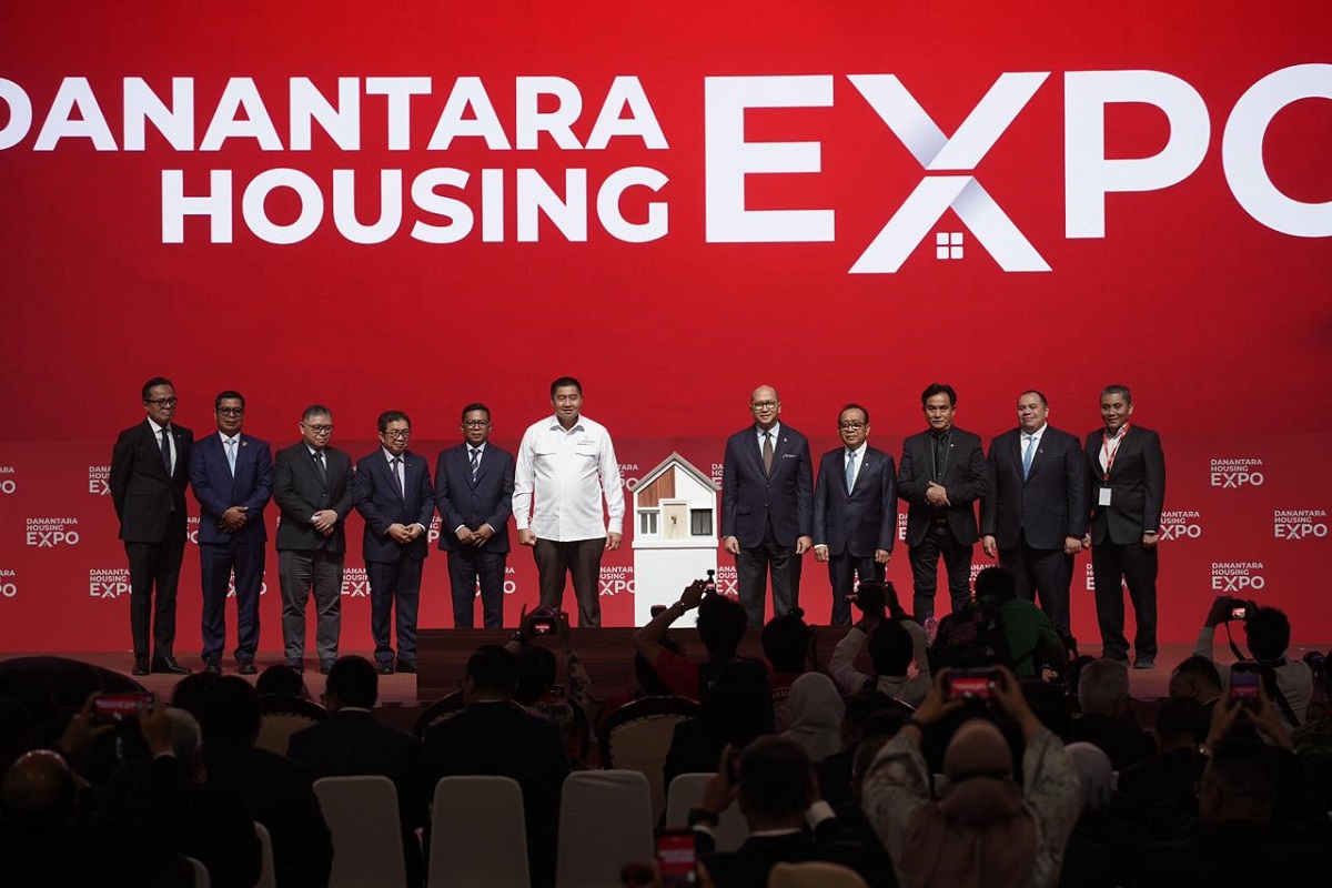 Perwakilan IFG (Indonesia Financial Group) saat memberikan paparan mengenai pentingnya penguatan perlindungan aset dalam ekosistem perumahan nasional di Danantara Housing Expo.