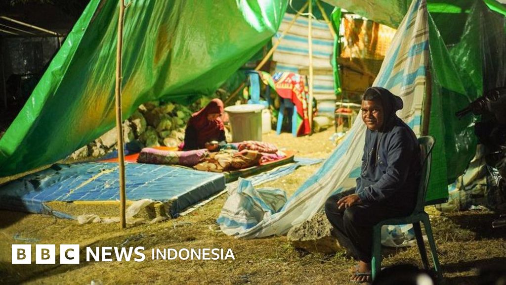 Warga di sekitar lereng Gunung Lewotobi yang terdampak erupsi, kini menghadapi ketakutan tambahan akibat guncangan gempa bumi di Flores, memperpanjang masa pengungsian dan trauma.