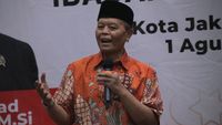 Wakil Ketua MPR RI, Hidayat Nur Wahid, saat menyampaikan pandangan mengenai persiapan ibadah haji.