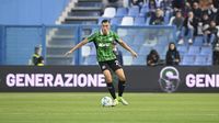 Jay Idzes, bek andalan Venezia dan Timnas Indonesia, siap menghadapi ketatnya kompetisi Serie A 2024/2025 setelah pulih sepenuhnya dari masalah kesehatan sebelumnya.