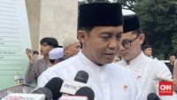 Menteri ATR/BPN Raja Juli Antoni saat dihadapkan dengan pertanyaan awak media terkait dugaan amplop dari Bupati Kuansing yang kini tengah didalami KPK.
