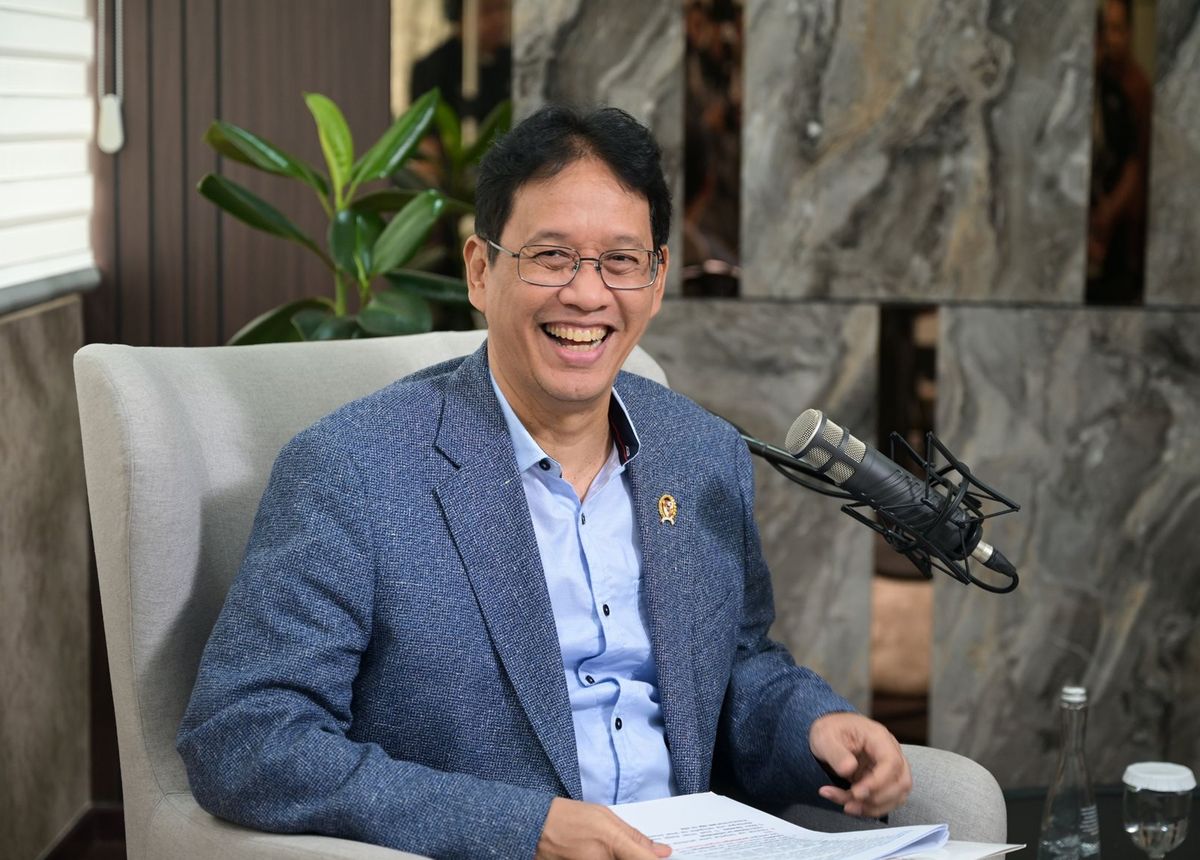 Dony Oskaria memberikan klarifikasi penting mengenai dugaan keterlibatan Bank Himbara dalam utang koperasi.