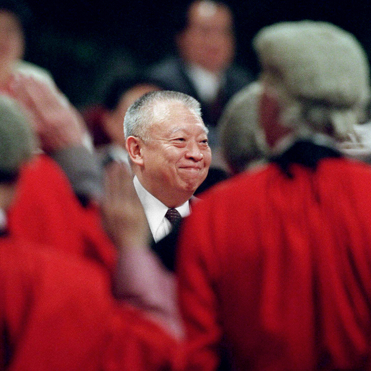 Tung Chee-hwa, Kepala Eksekutif pertama Hong Kong, di masa jabatannya. Kepemimpinannya menandai periode penting pasca penyerahan dari Inggris ke Tiongkok.