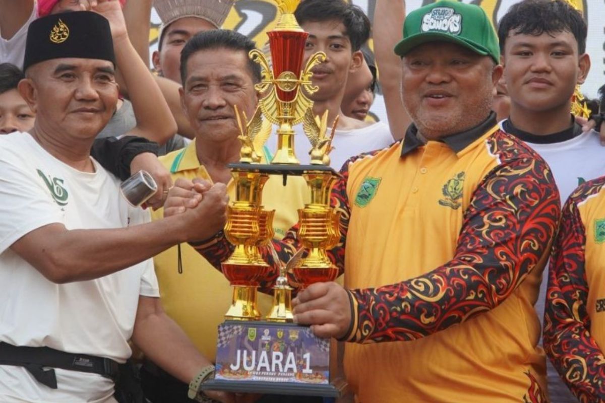 Perahu panjang, simbol kebanggaan dan tradisi maritim yang akan kembali dihidupkan dalam Lomba Perahu Panjang 2026 sebagai daya tarik wisata budaya.