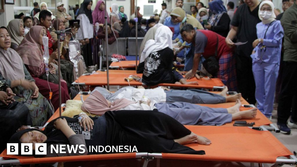 Tim medis memberikan penanganan darurat kepada korban dugaan keracunan makanan massal dalam program Makan Bergizi Gratis (MBG) di Sidoarjo. YLBHI menuntut investigasi hukum menyeluruh atas insiden ini.