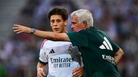 Jose Mourinho, pelatih kawakan, memberikan apresiasi tinggi terhadap Arda Guler, menyebutnya pemain fantastis dengan potensi luar biasa di Real Madrid.