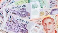 Ilustrasi: Tumpukan lembaran uang Dolar Singapura. Pihak berwenang di Indonesia dan Singapura sedang menyelidiki kasus pemalsuan SGD senilai 340.000 yang melibatkan jaringan kejahatan lintas negara.