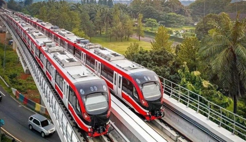 Direktur Utama Adhi Karya, Moeharmein Zein Chaniago, mengakui adanya keterlambatan pada proyek apartemen LRT City di tengah keluhan konsumen.