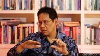Menteri Keuangan Purbaya saat menyampaikan pernyataan publik mengenai target pendapatan negara dan kebijakan pajak.