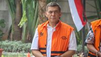 Mantan pejabat tinggi negara, Silmy Karim, melayangkan gugatan praperadilan terhadap KPK di Pengadilan Negeri Jakarta Selatan.