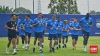 Balsa Sekulic, striker Persib Bandung, memberikan sinyal ancaman jelang laga krusial melawan Persija Jakarta di Super League 2026/2027.