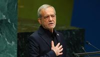 Presiden Iran Masoud Pezeshkian saat menyampaikan pernyataan penting terkait hubungan bilateral dengan Amerika Serikat di tengah ketegangan. (Ilustrasi)
