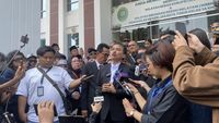 Roy Suryo saat menghadapi proses hukum atas dugaan fitnah dan pencemaran nama baik Presiden Joko Widodo.