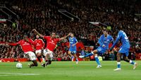 Pemain Manchester United menunjukkan ekspresi kecewa setelah kekalahan di Carabao Cup melawan Brighton.