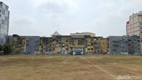 Stadion Taman Sari, ikon olahraga bersejarah yang kini menjadi pusat aktivitas masyarakat, tengah mengkaji perpanjangan jam operasionalnya.