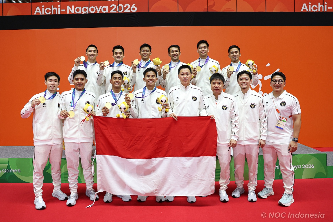 Ketua Kontingen (CdM) Todotua Pasaribu memotivasi tim bulu tangkis putra Indonesia untuk meraih medali emas di Asian Games 2026, menyoroti pentingnya semangat juang dan kemampuan comeback.