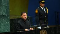 Presiden Ukraina Volodymyr Zelensky menyampaikan pidato penting di Sidang Perserikatan Bangsa-Bangsa, menuduh Rusia merekrut pasukan dari 47 negara untuk invasinya.