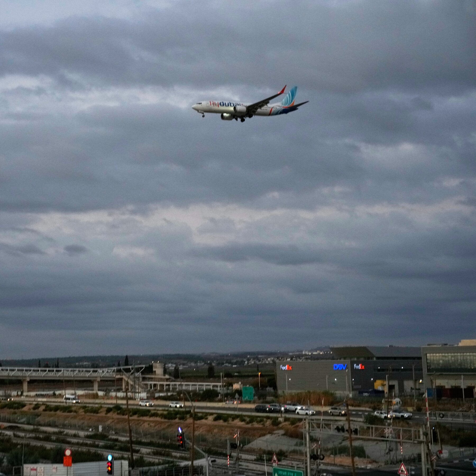 Insiden Penusukan Kokpit FlyDubai Guncang Penerbangan Menuju Israel