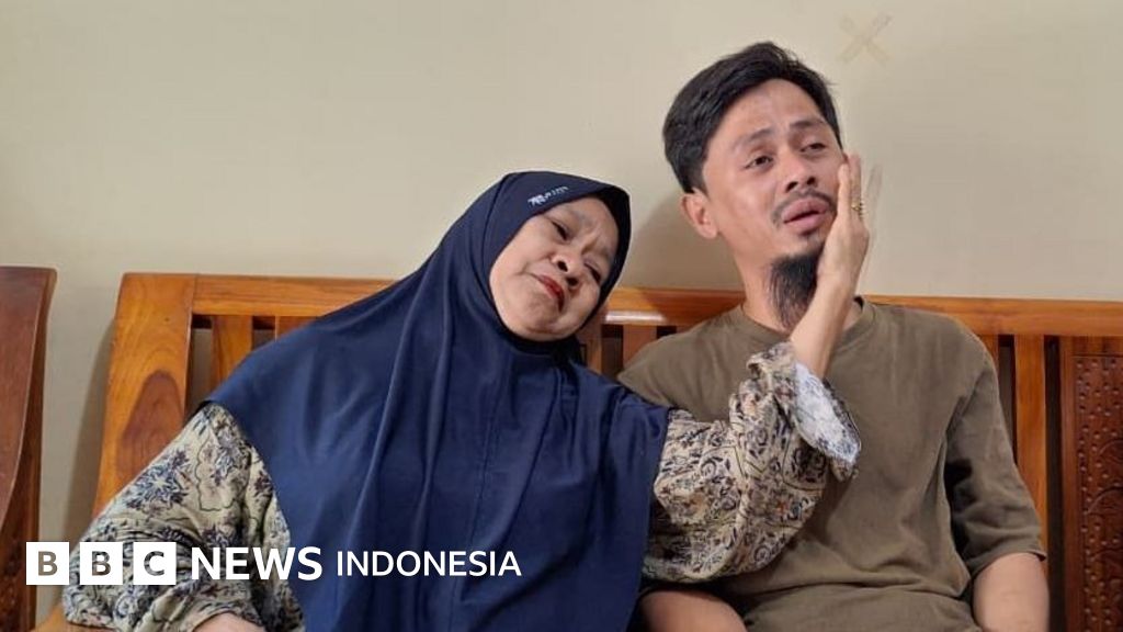 Kapten Ashari Samadikun, nahkoda MT Honour 25, saat menceritakan pengalaman penyanderaan oleh perompak Somalia.