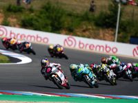 Veda Ega Pratama, rider muda Indonesia, berhasil mengukir sejarah dengan meraih pole position pertamanya di ajang Moto3 pada musim debutnya.