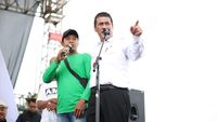 Menteri Pertanian Andi Amran Sulaiman meninjau lahan pertanian, siap salurkan bantuan untuk petani.