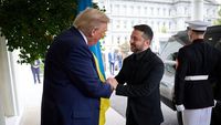 Presiden Ukraina Volodymyr Zelenskyy berbicara dalam sebuah konferensi pers. (Gambar ilustrasi)
