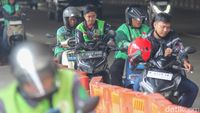 Perwakilan YLKI menyampaikan kekhawatiran terkait potensi kenaikan tarif transportasi berbasis platform pasca terbitnya Perpres 27/2026.