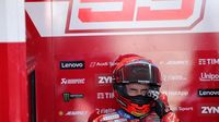 Pembalap Repsol Honda/Gresini Racing/Ducati, Marc Marquez, di Sirkuit Internasional Pertamina Mandalika dalam sebuah kesempatan sebelumnya.