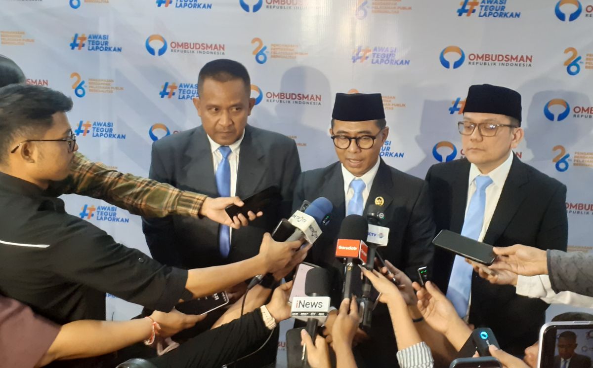 Ketua Ombudsman RI, Nuzran Joher, saat menyampaikan hasil temuan pungutan liar di salah satu rutan.