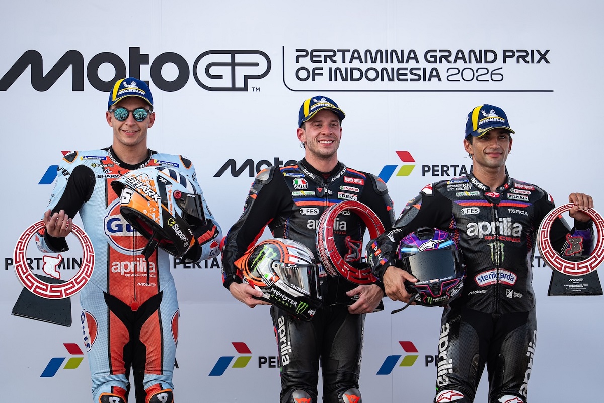 Davide Tardozzi, Manajer Tim Ducati Lenovo, memberikan prediksi kontroversial mengenai strategi Aprilia Racing di MotoGP 2026.